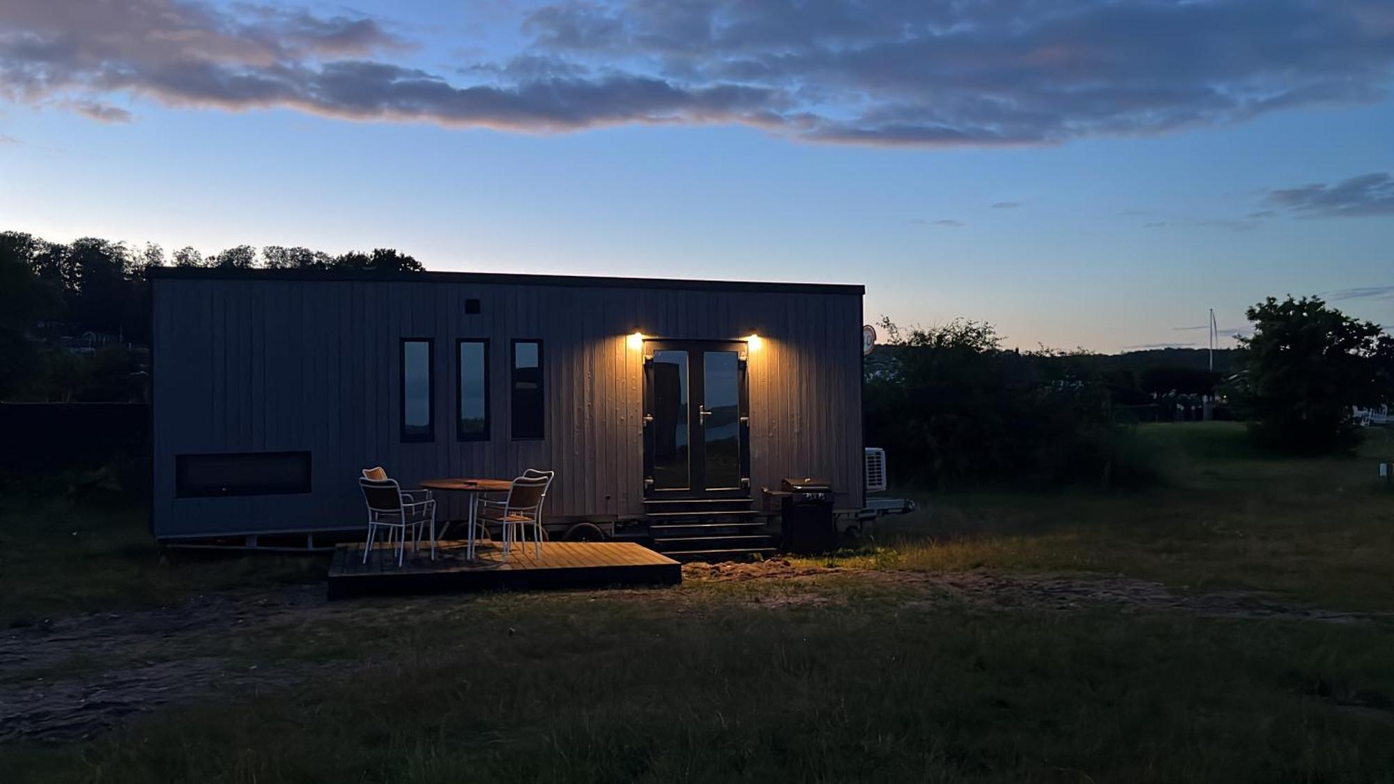 Tiny Seaside - Skarrev Hotell Aabenraa Exteriör bild